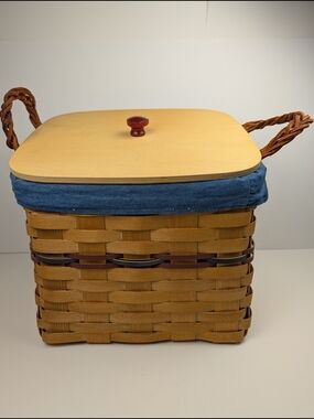 Peterboro Large Mail Basket/Liner/Protector, Vintage Retired